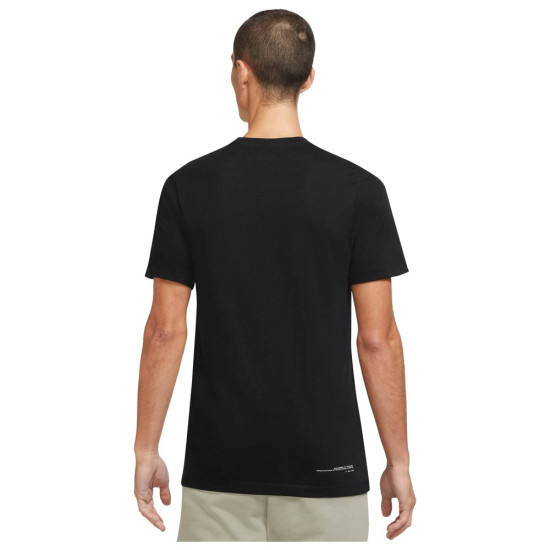 Nike Ανδρική κοντομάνικη μπλούζα Dri-FIT Nike Ανδρική κοντομάνικη μπλούζα Dri-FIT
